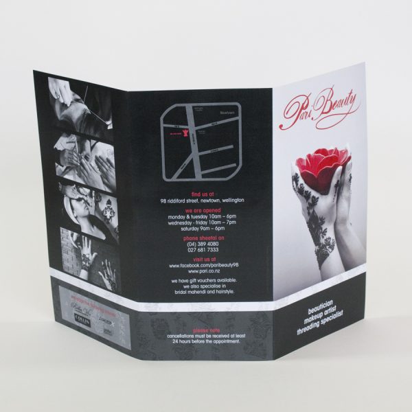 Brochures Pari Outside